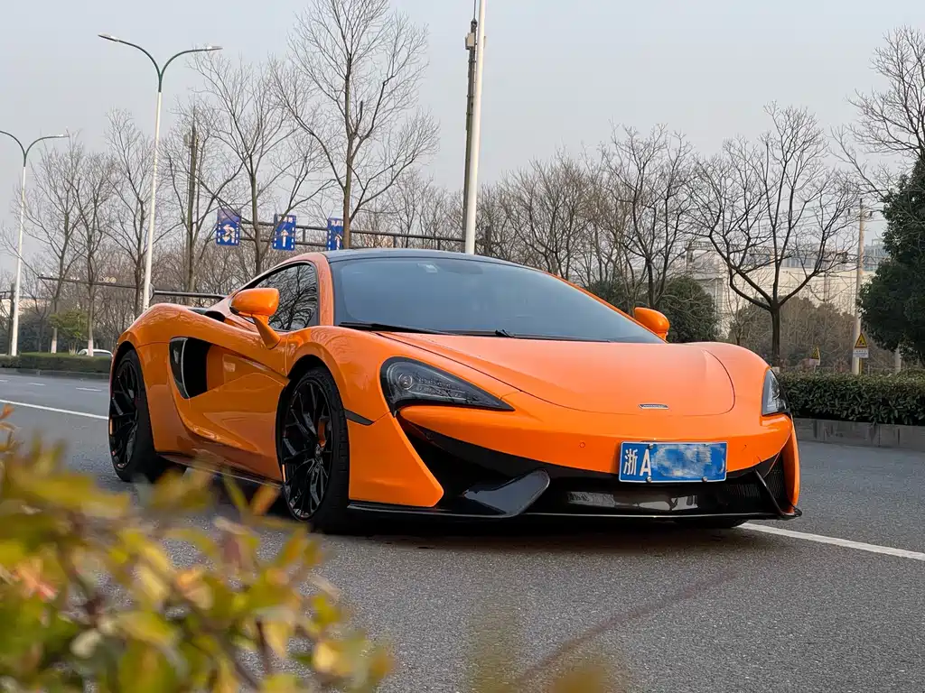 MCLAREN 570