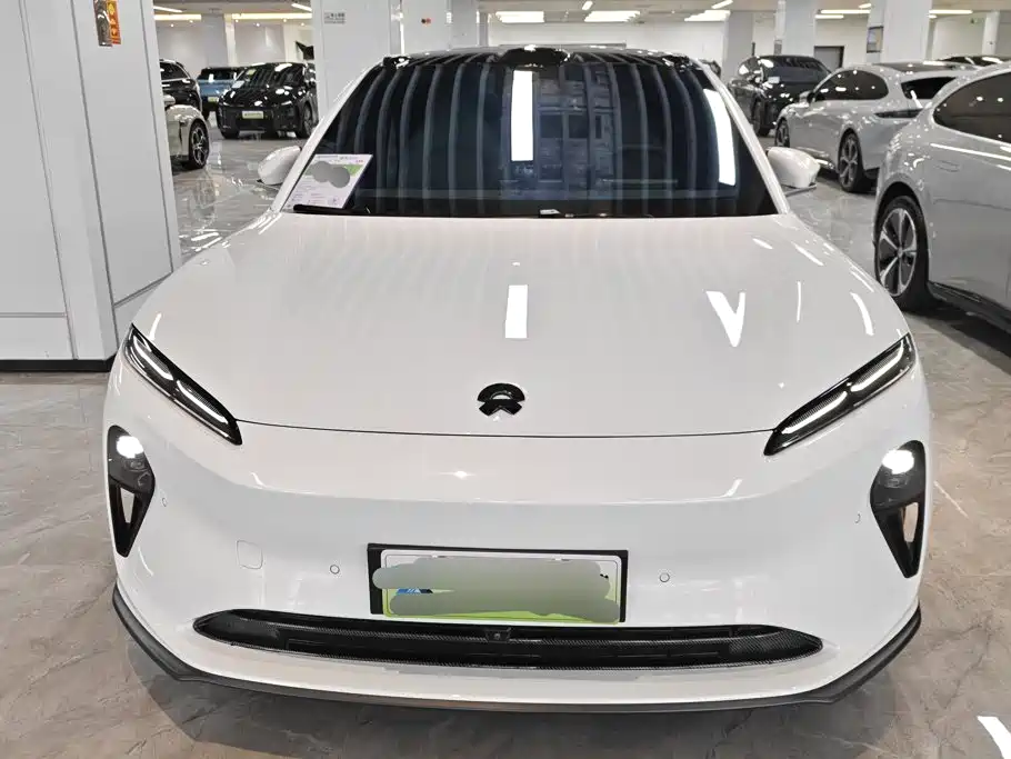 NIO ET5T — миниатюра 2