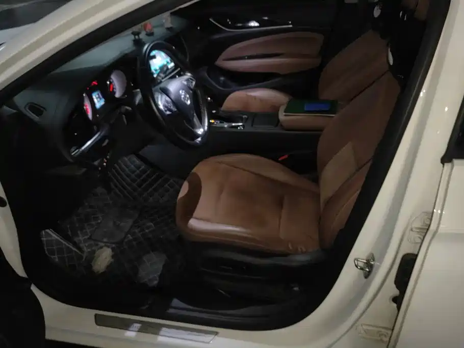 Buick Regal — миниатюра 9