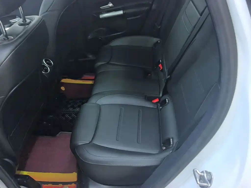 Mercedes-Benz GLA — миниатюра 17