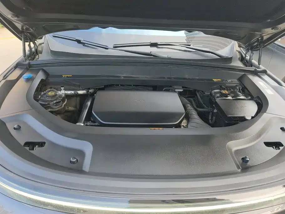 Li Auto Li L9 — миниатюра 10