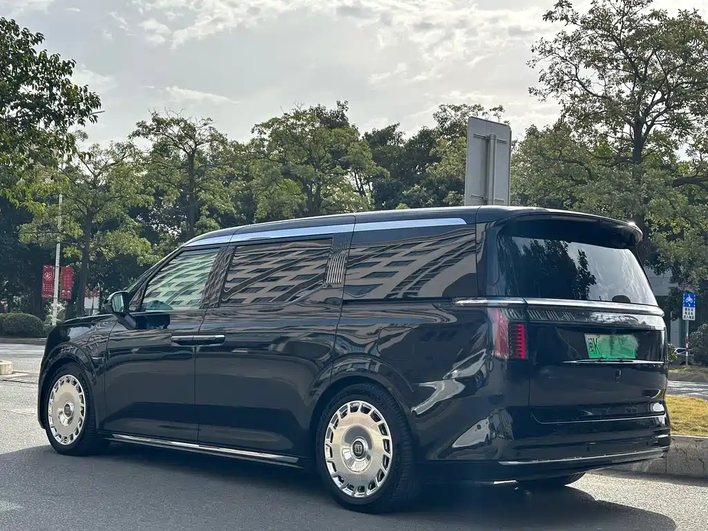 ZEEKR EXTREME KRYPTON 009