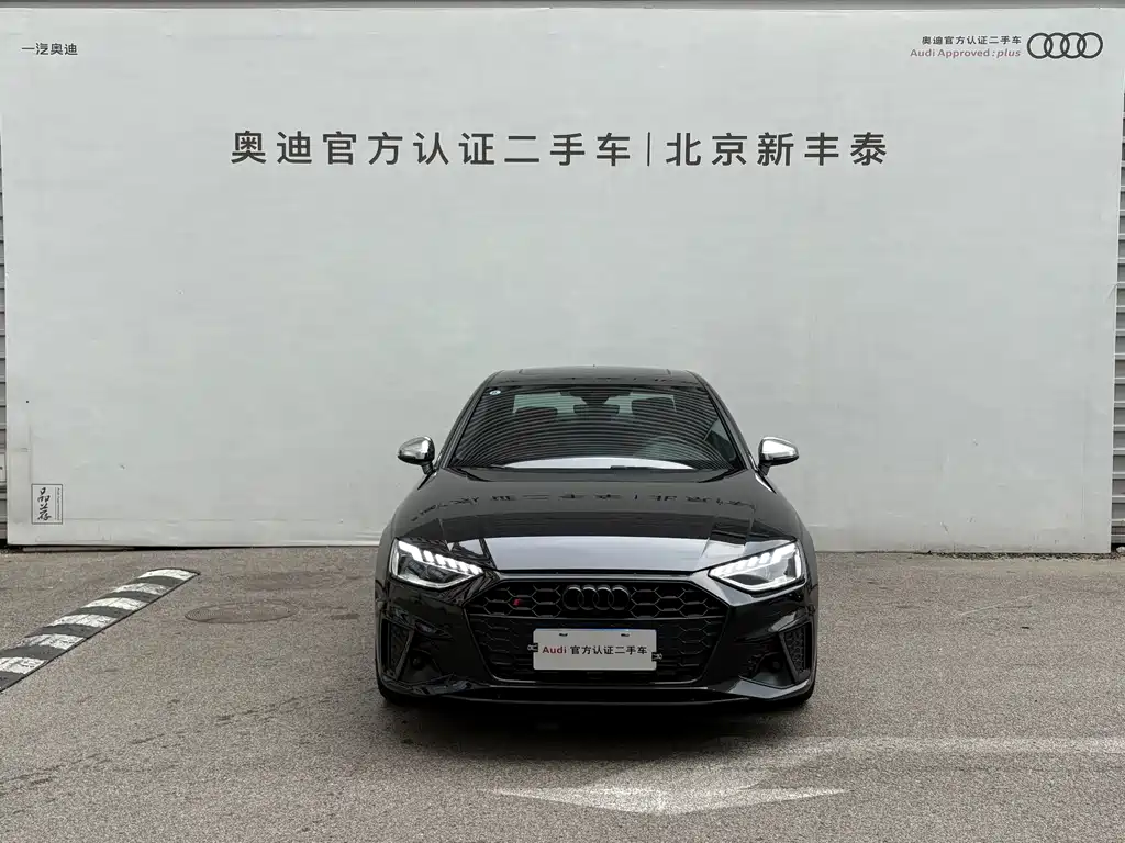 AUDI  S4