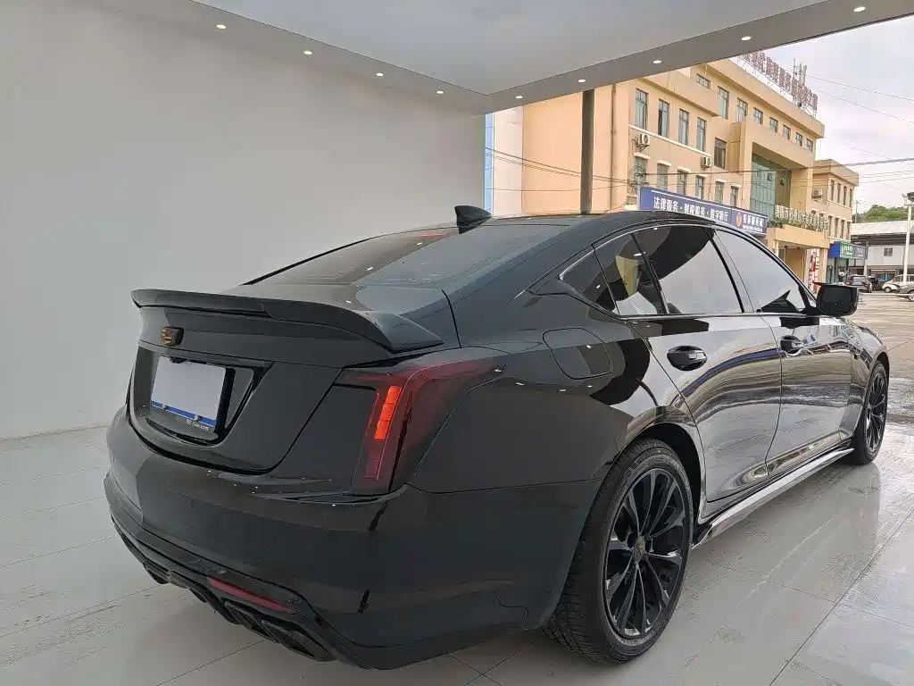 Cadillac CT5 — миниатюра 15