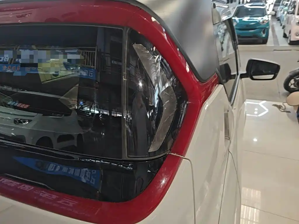 Baojun E200 — миниатюра 8
