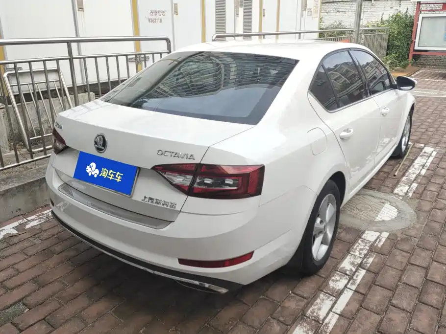 Skoda Octavia — миниатюра 3