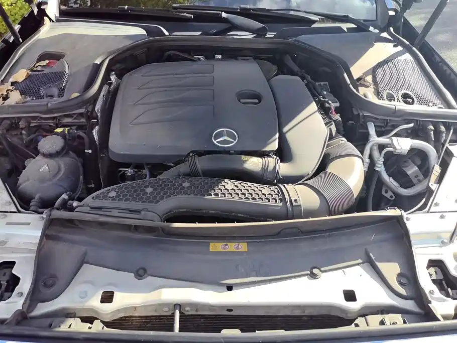 Mercedes-Benz E-Class — миниатюра 10