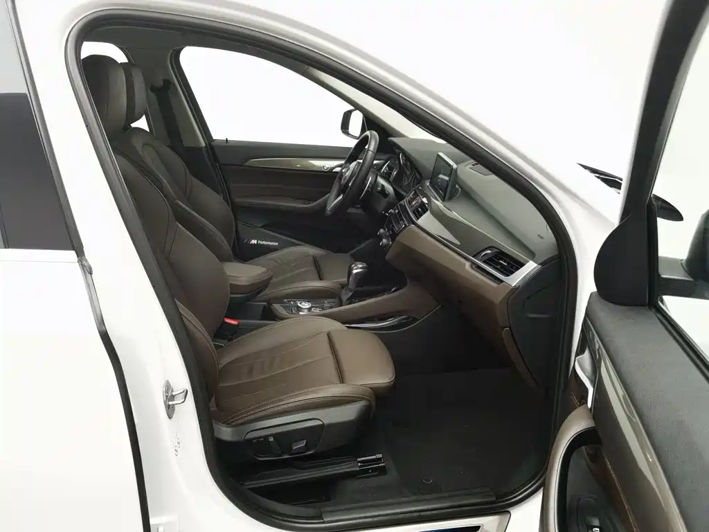 BMW X1 — миниатюра 23