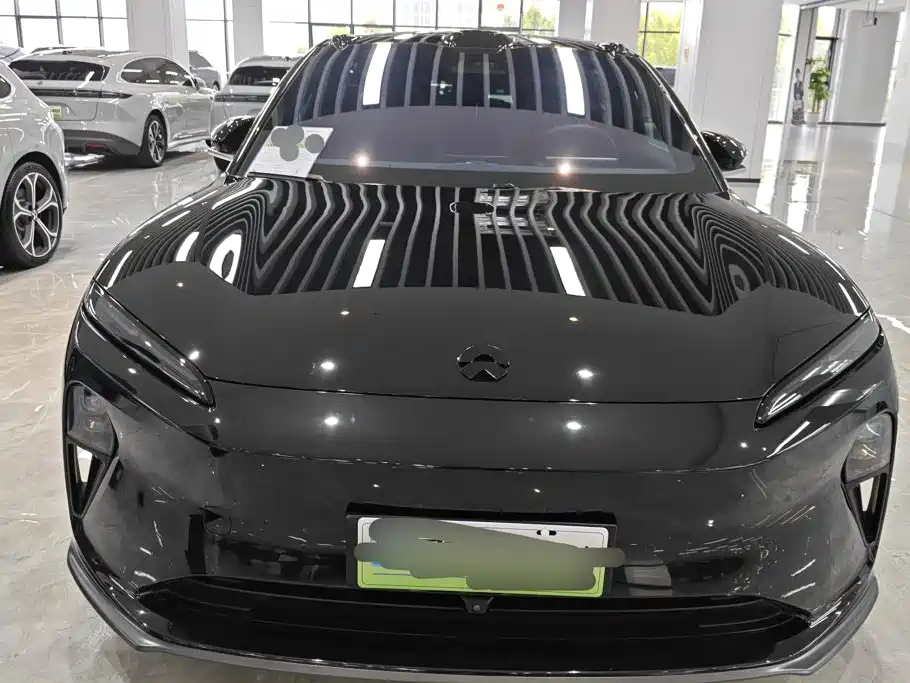 NIO ET5T — миниатюра 2