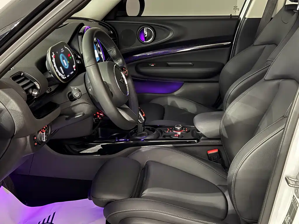 MINI Mini Clubman — миниатюра 9