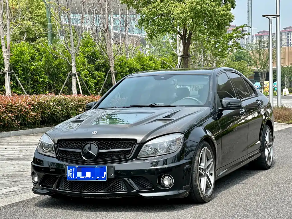 Mercedes-Benz C-Class AMG 2011