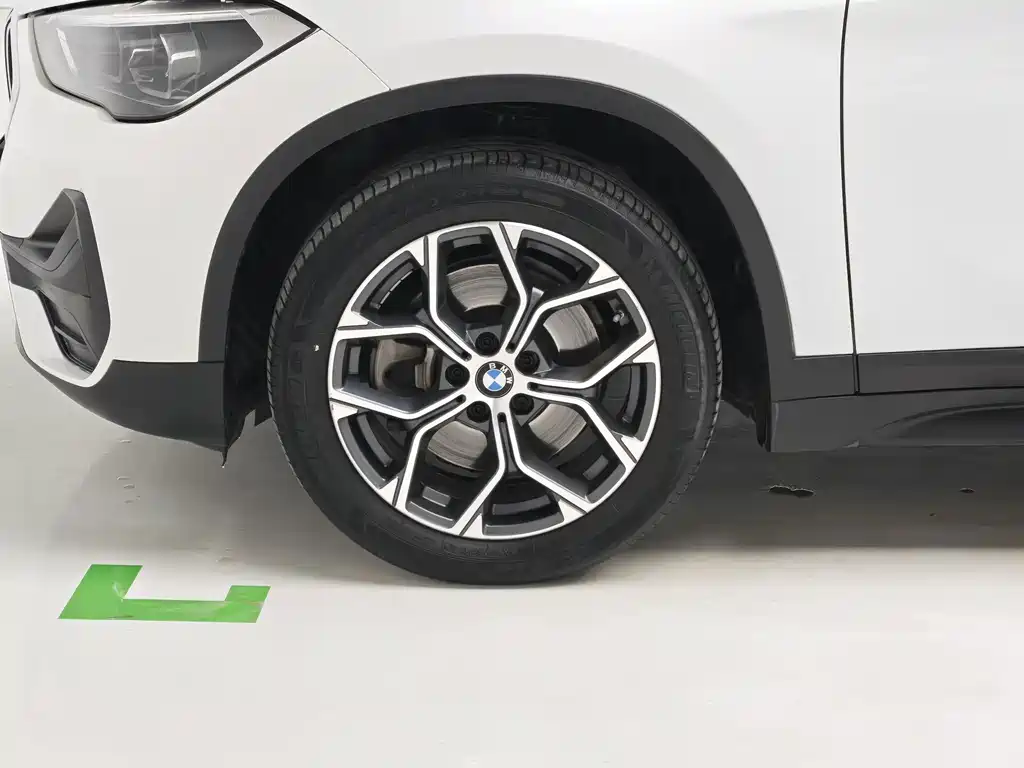 BMW X1 — миниатюра 8