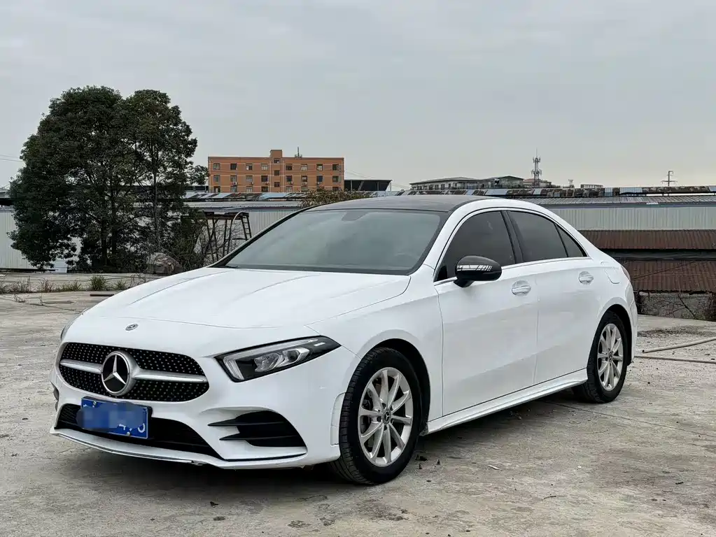 MERCEDES BENZ A CLASS