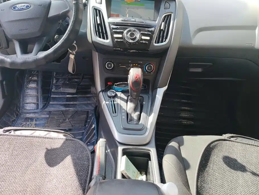 Ford Focus — миниатюра 16