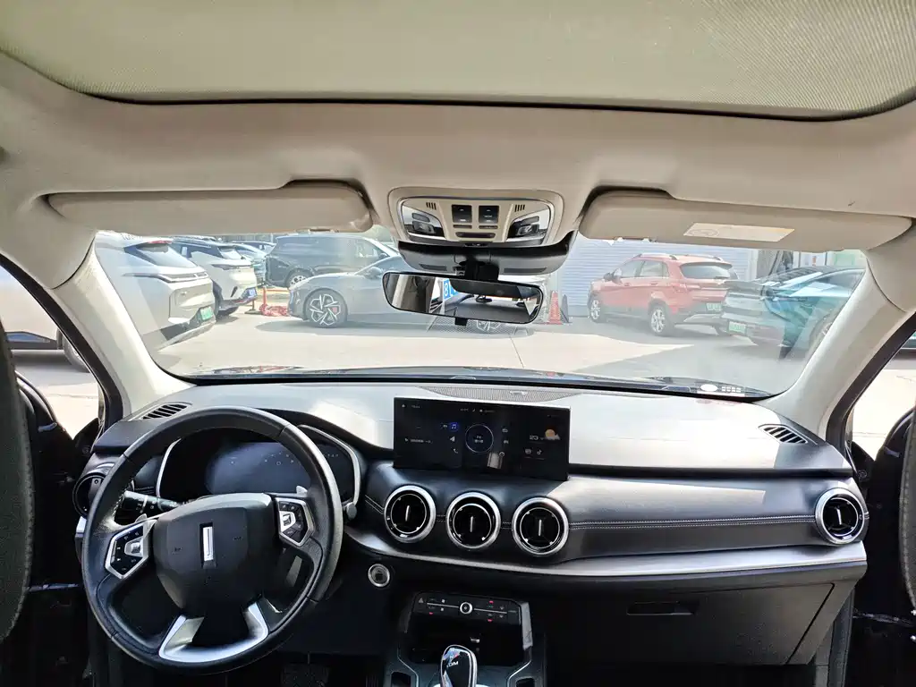 Wey Wey VV6 — миниатюра 7