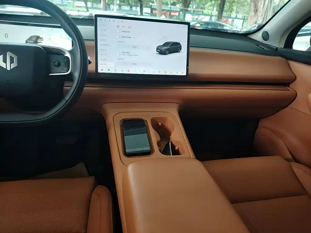 Leapmotor Leapmotor C10 — миниатюра 13