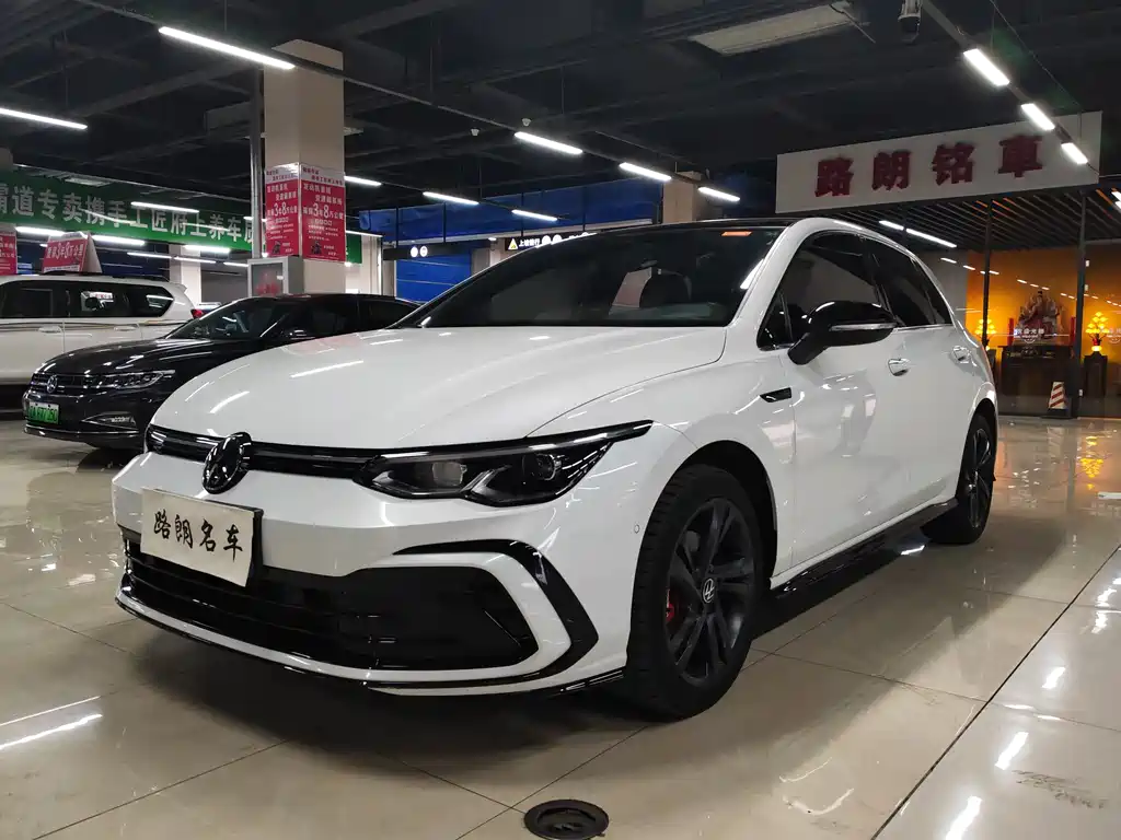 Volkswagen Golf 2022