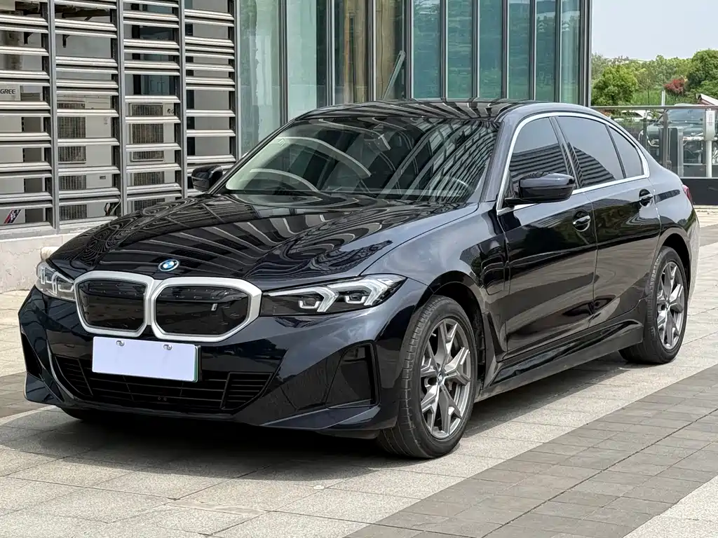 BMW i3 2023