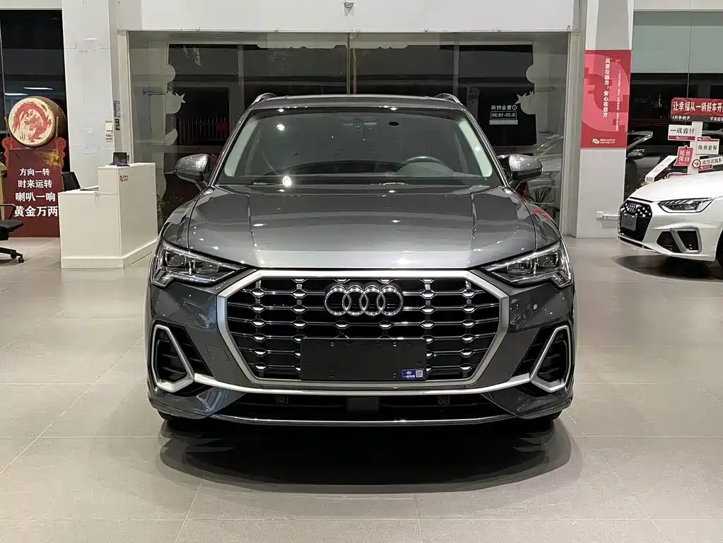 Audi Q3 — миниатюра 2