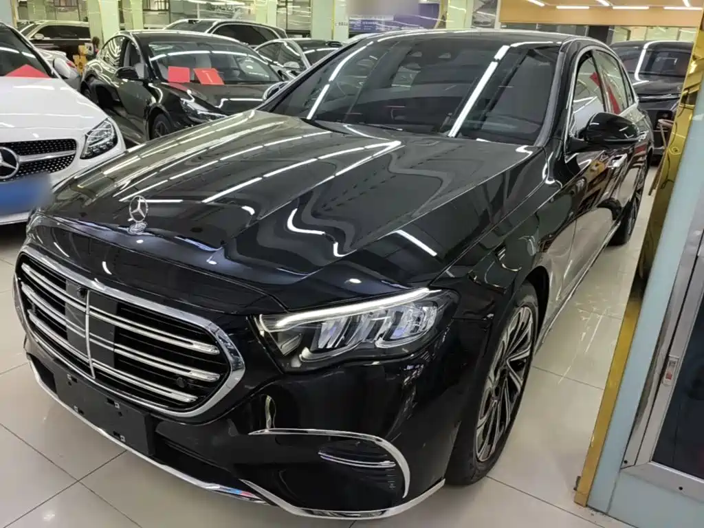 奔驰E级 2025款 E 300 L 豪华型 2025