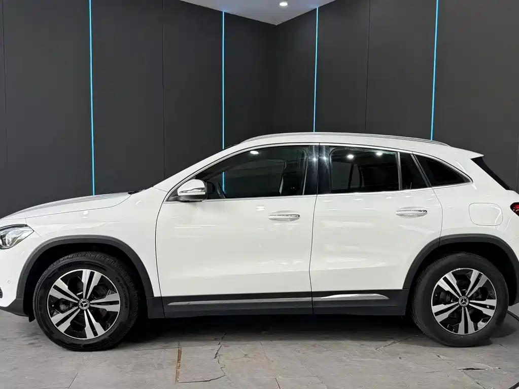 Mercedes-Benz GLA — миниатюра 5