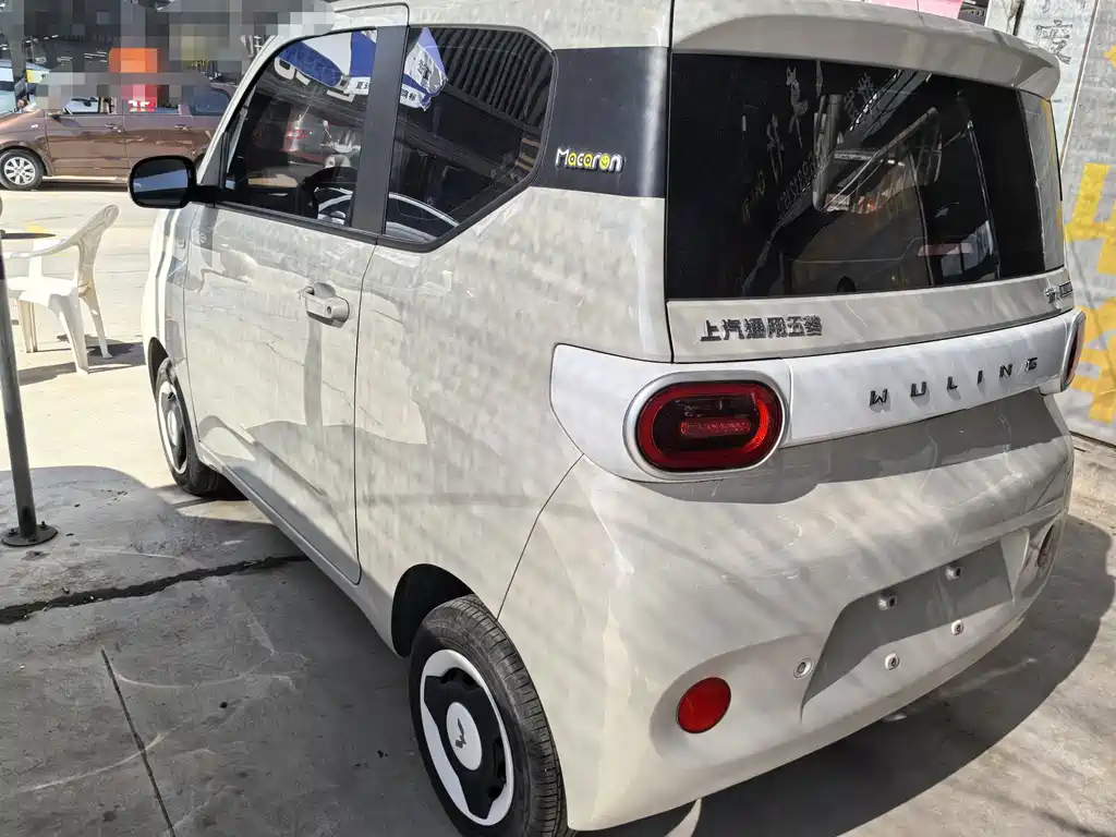 Wuling MINIEV — миниатюра 4
