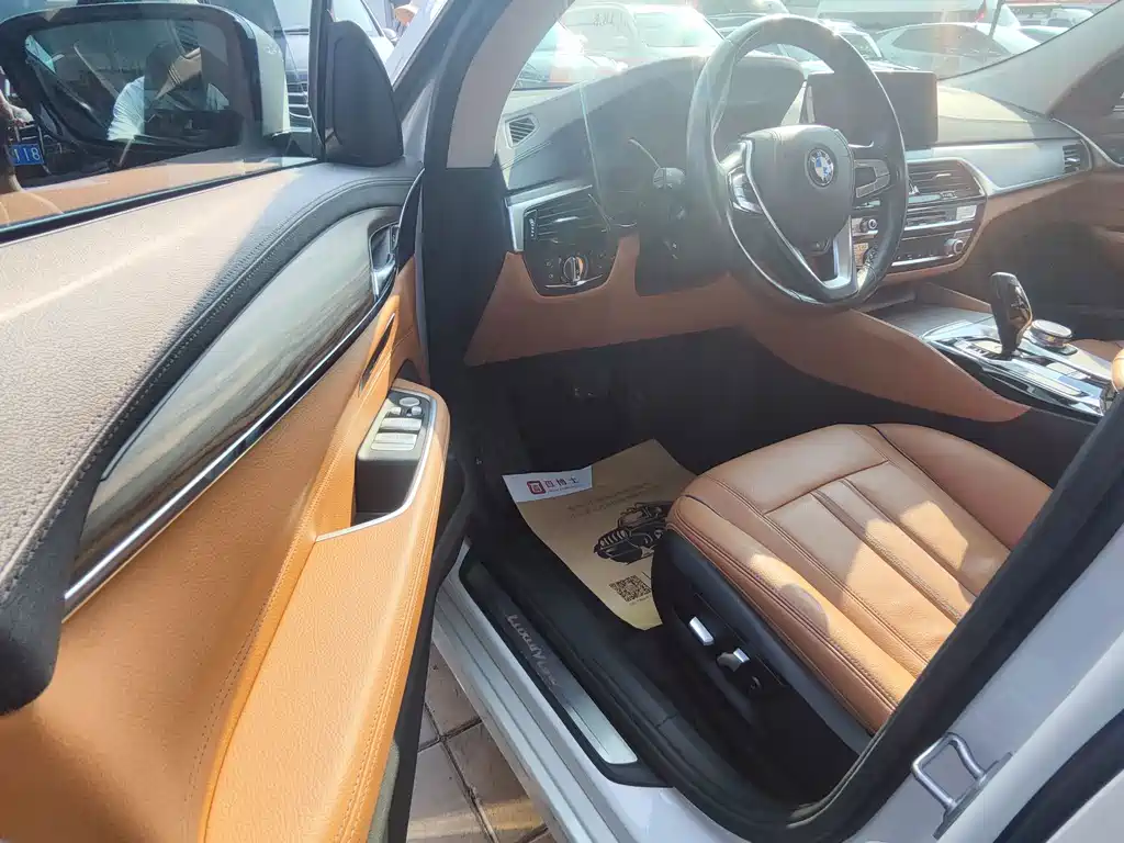 BMW 6 Series GT — миниатюра 5
