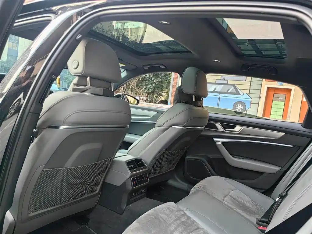 Audi A6L 2024 45 TFSI