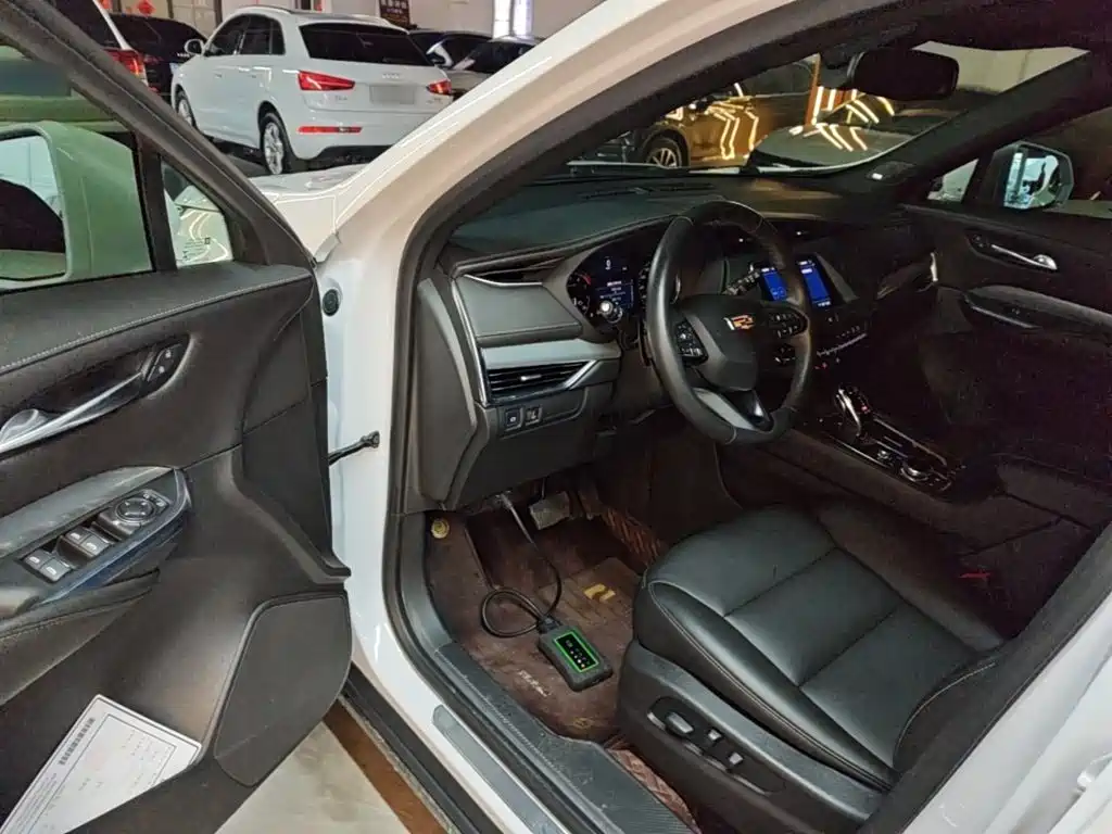 Cadillac XT4 — миниатюра 16