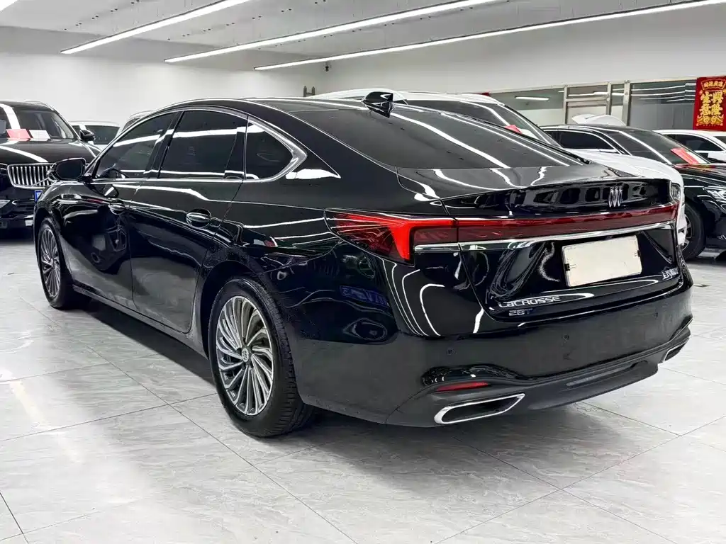 Buick LaCrosse — миниатюра 4