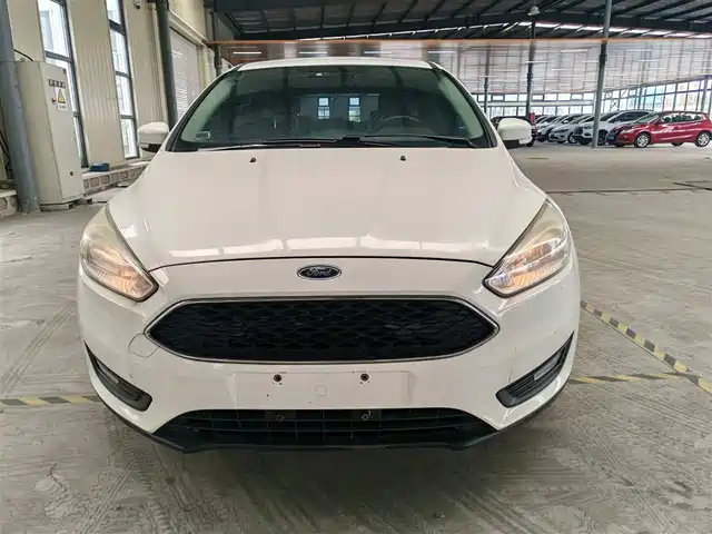 FORD FOX