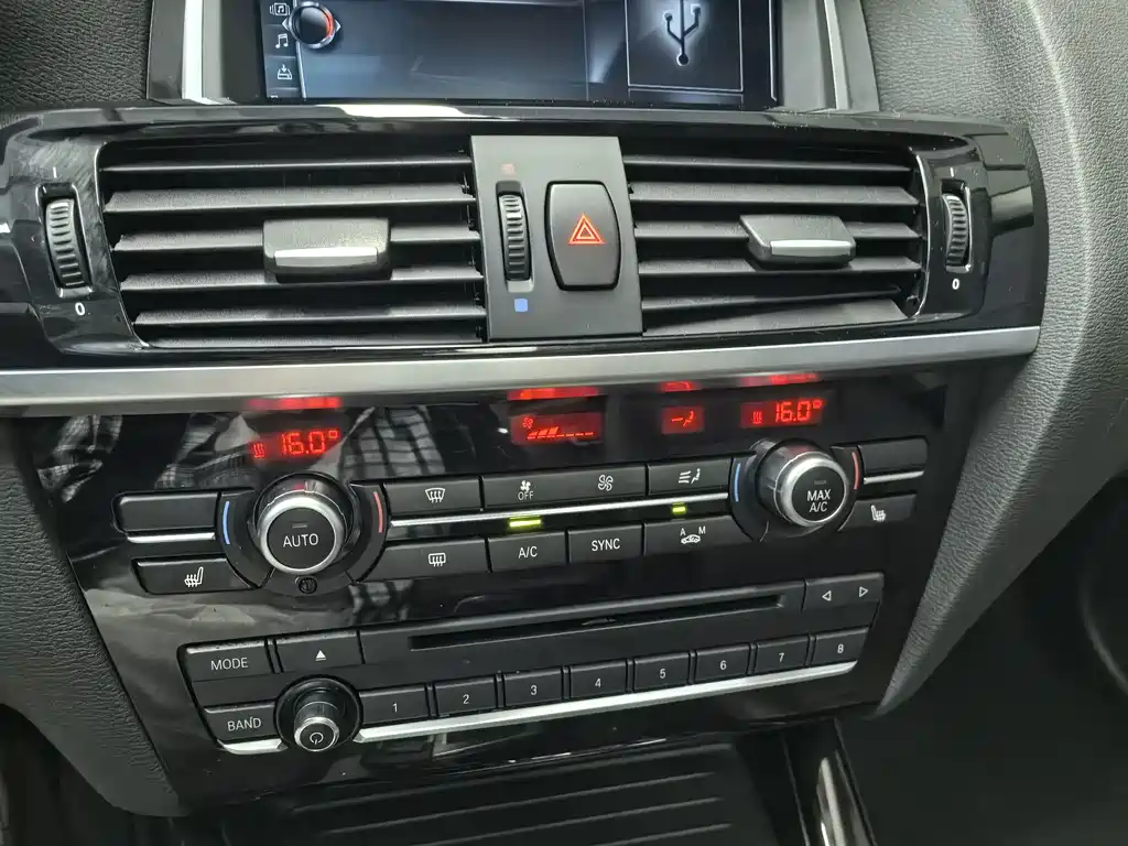 BMW X3 (Import) — миниатюра 13