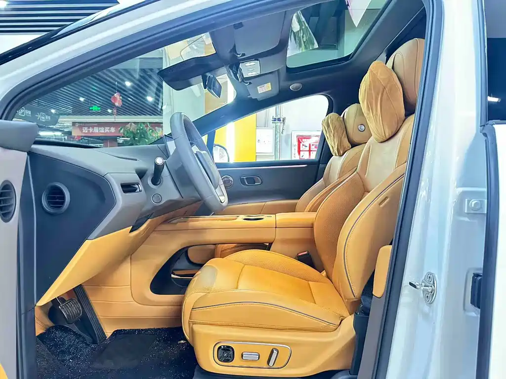 Li Auto i8 — фотографии объявления, Фото 7