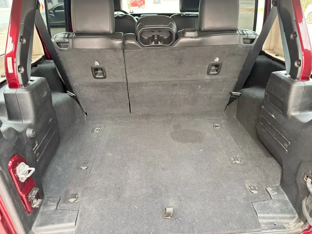 Jeep Wrangler — миниатюра 11