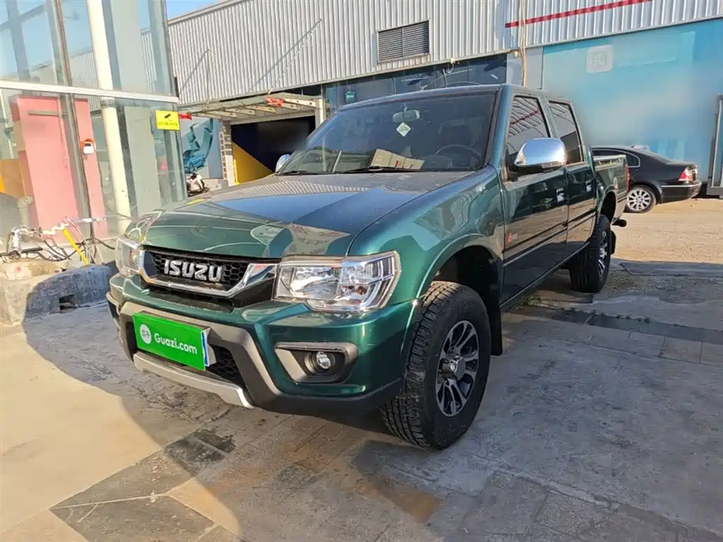 Isuzu T17 2024