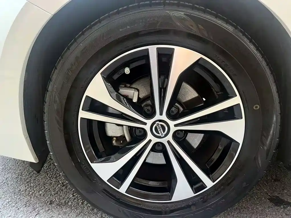 Nissan Sylphy — миниатюра 6