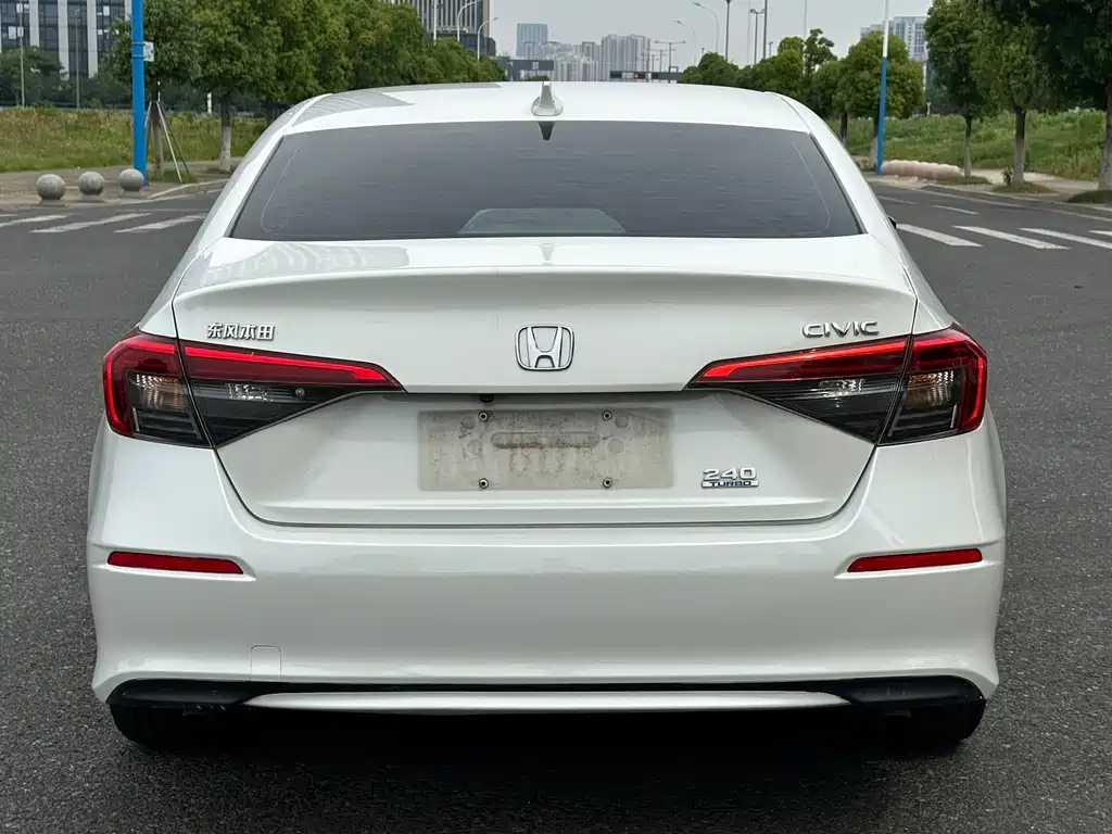 Honda Civic 2022 240TURBO CVT