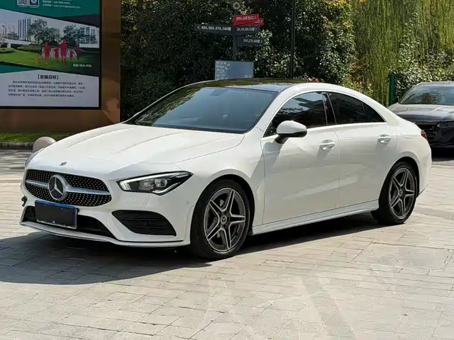 MERCEDES BENZ CLA