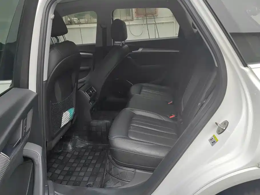 Audi Q5L — миниатюра 11