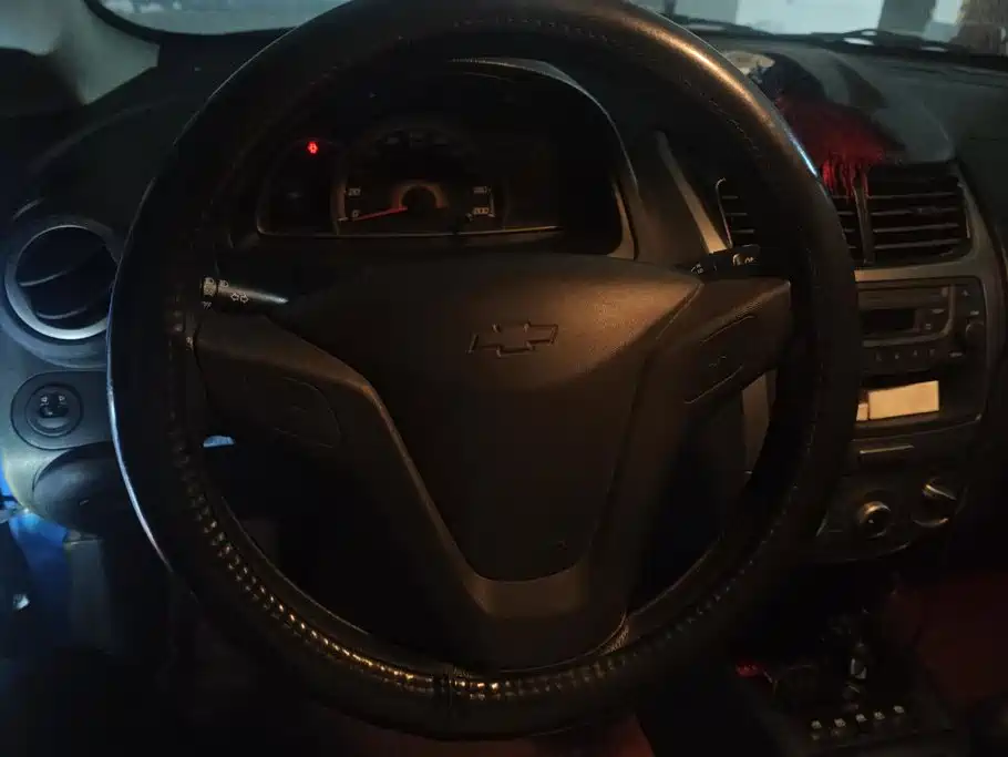 Chevrolet Sail — миниатюра 15