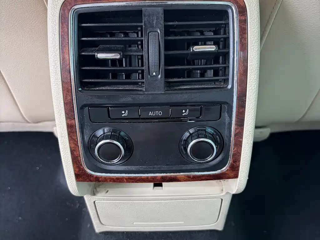 Volkswagen Passat — миниатюра 13