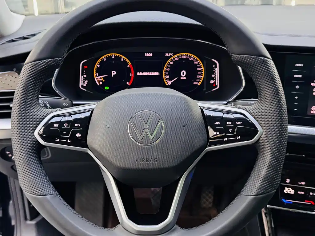 Volkswagen Passat — миниатюра 10