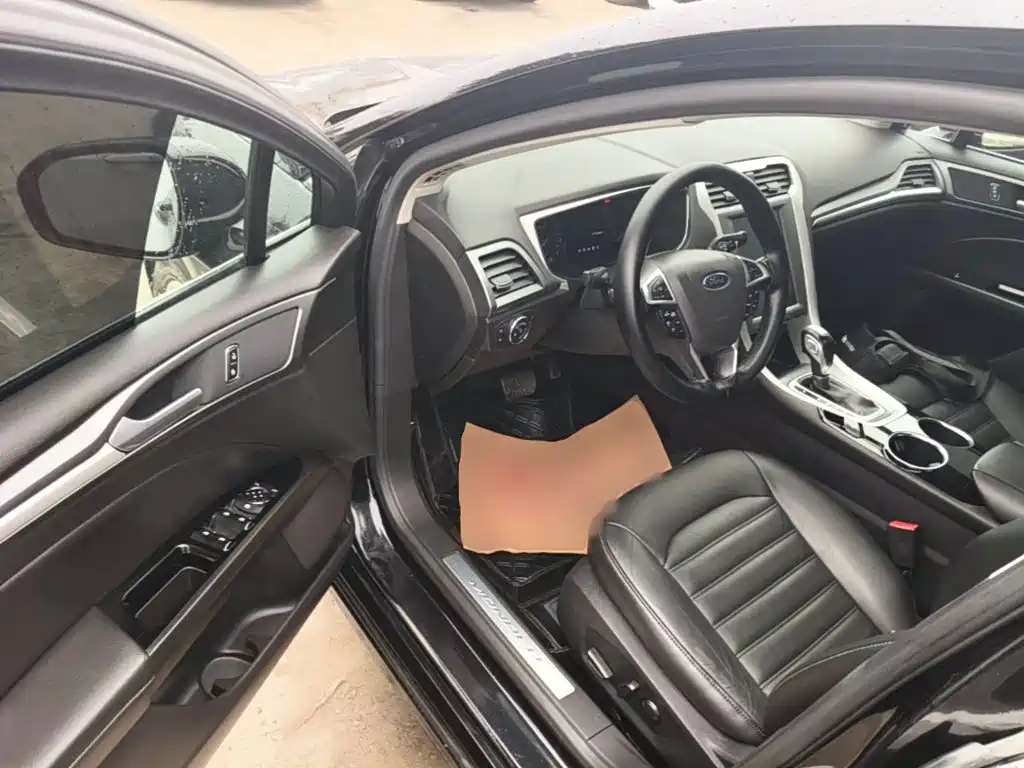 Ford Mondeo — миниатюра 16