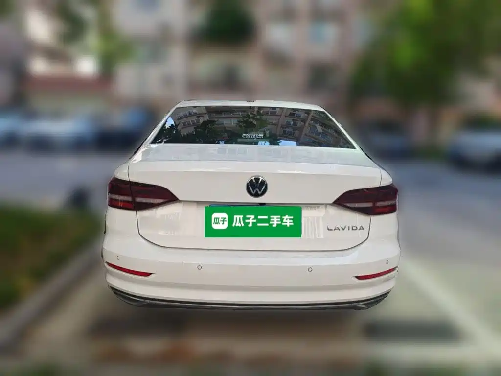 Volkswagen Lavida — миниатюра 3