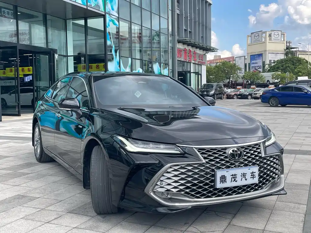 Toyota Avalon — миниатюра 8