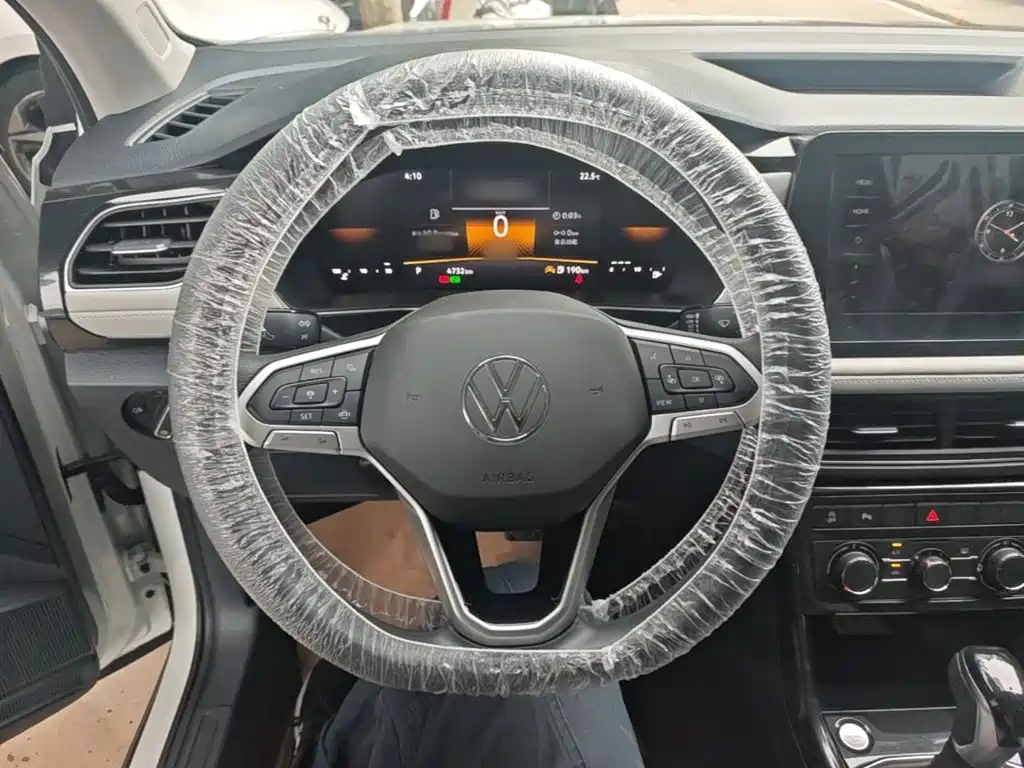 Volkswagen Tharu — миниатюра 11