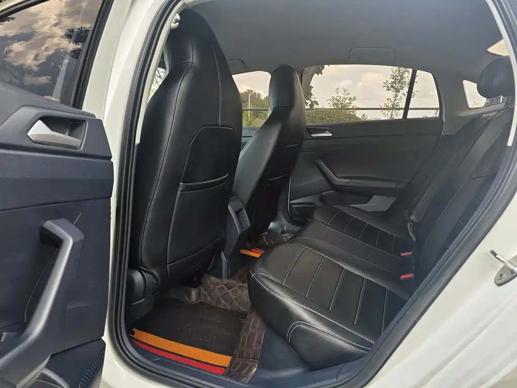 Volkswagen Lavida — миниатюра 11