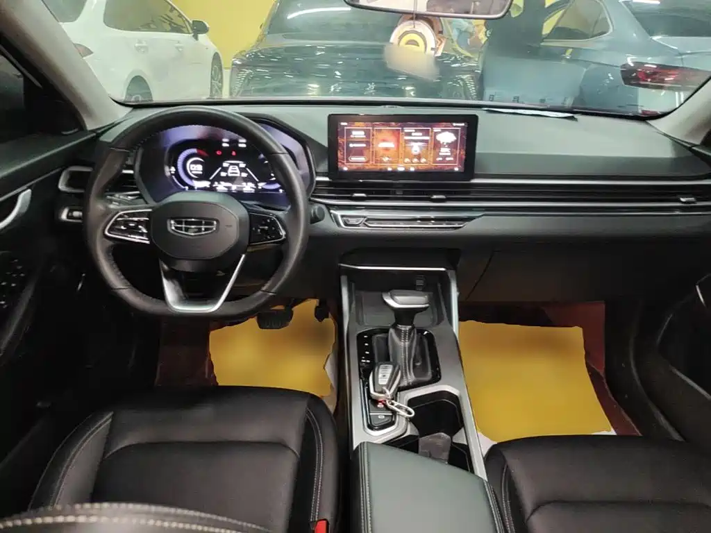Geely Emgrand — миниатюра 10