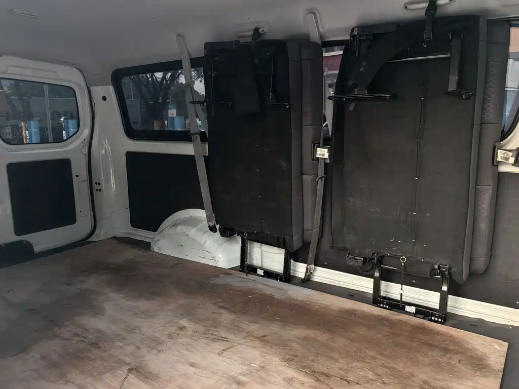 CHANGAN CHANGAN RUIXING EM80