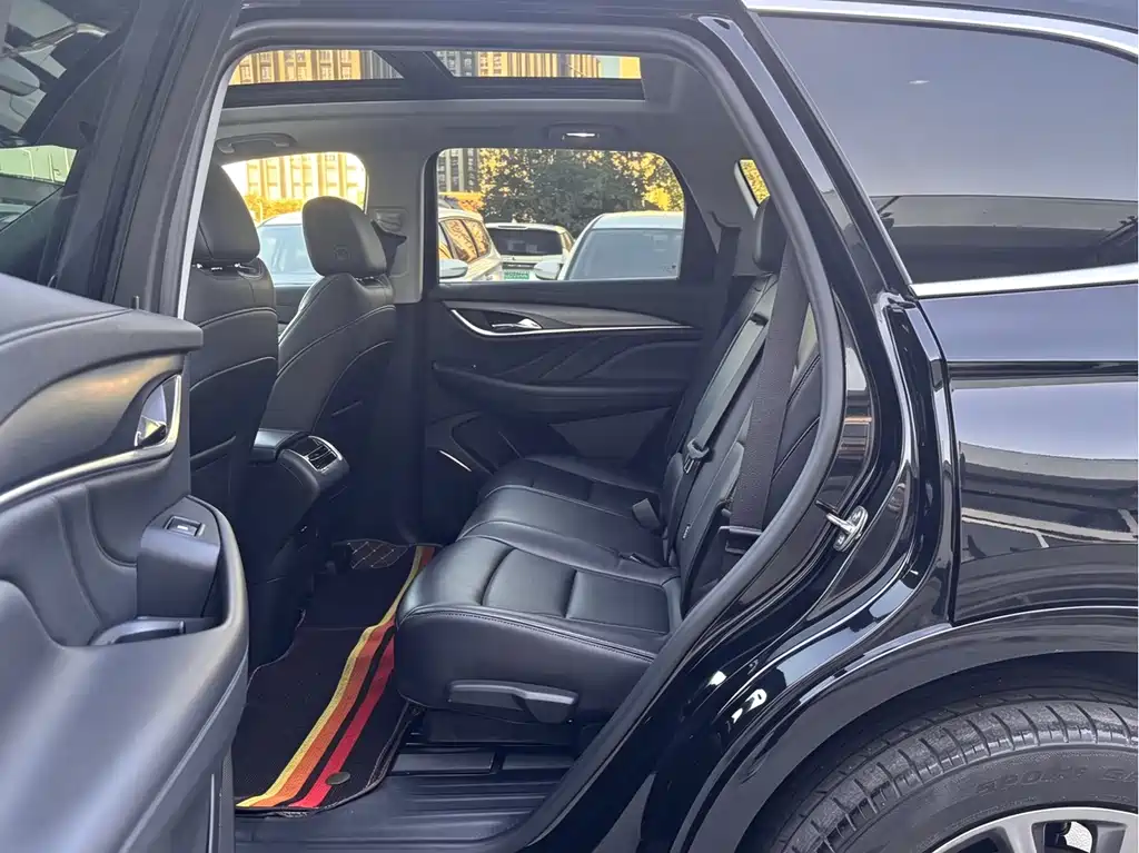 Buick Enclave — миниатюра 6